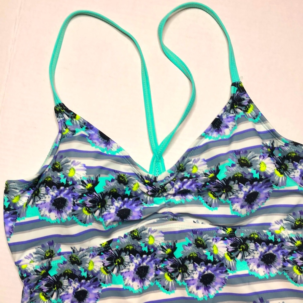 Floral Swim Top - Picture 3 of 8